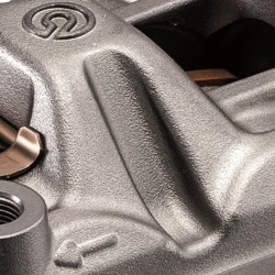 BREMBO UPGRADE Pair of M4 one-piece callipers - 108mm/P4 34 (with pads)